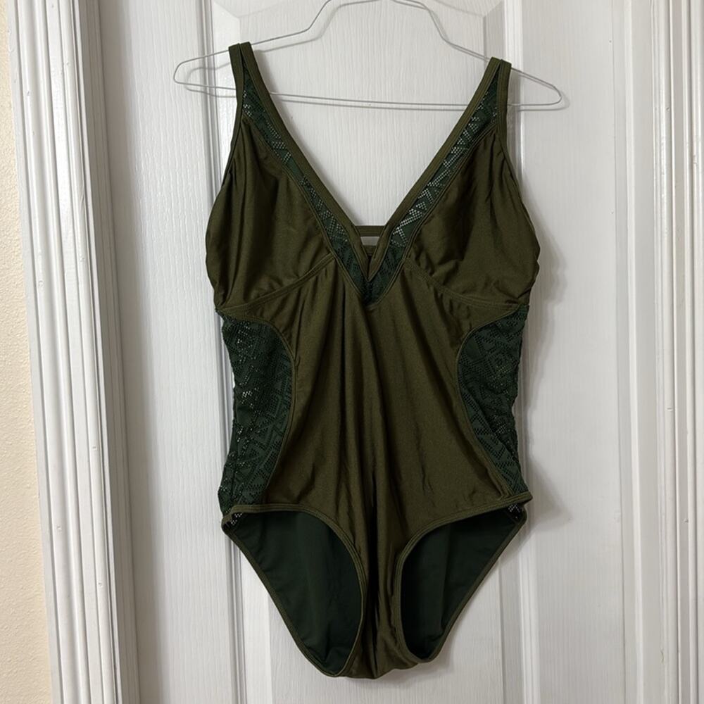 Fashion nova army green deep V plunge open back eyelet one piece bikini size 2X